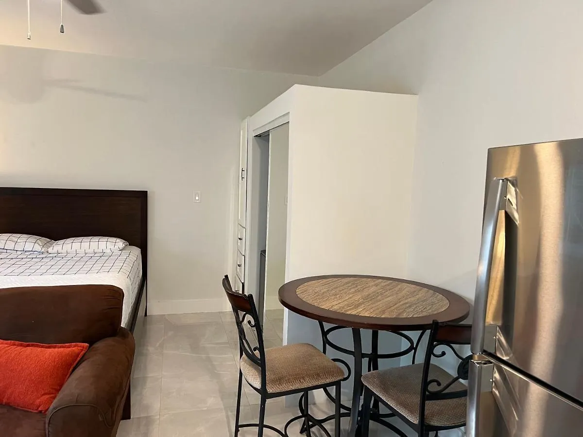 Luxury Studio Rooftop Pool N View Unit #4 Falmouth